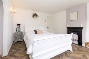 Bed- click for photo gallery